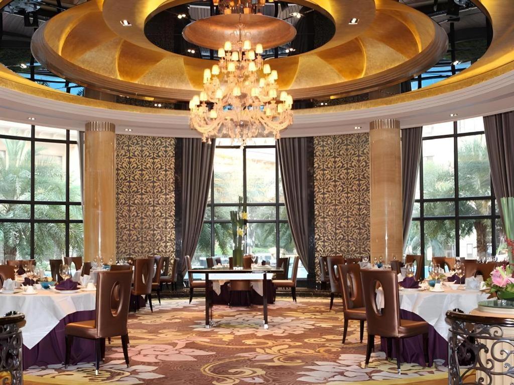 Chateau Starriver Guangzhou Peninsula Bagian luar foto
