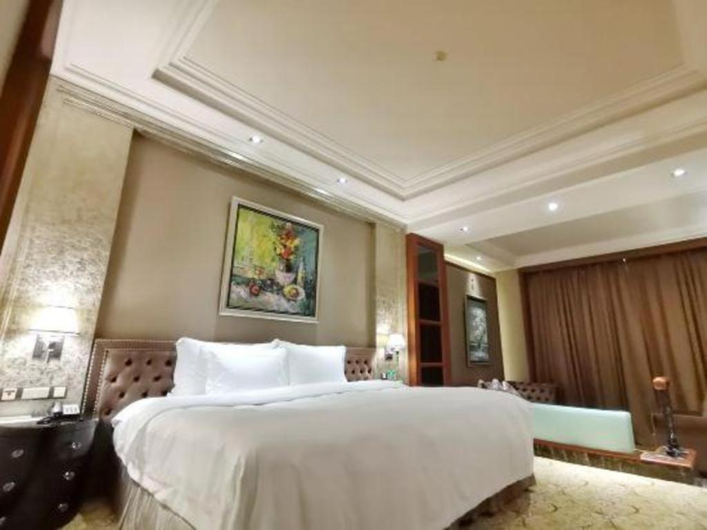Chateau Starriver Guangzhou Peninsula Bagian luar foto